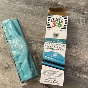 The Happy Planner 9 Hole Punch